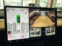 Tesla Model Y Long Range All-Wheel Drive - ფოტო 11