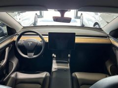 Tesla Model Y Long Range All-Wheel Drive - ფოტო 17