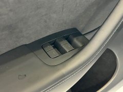 Tesla Model Y Long Range All-Wheel Drive - ფოტო 5