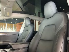 Tesla Model Y Long Range All-Wheel Drive - ფოტო 9