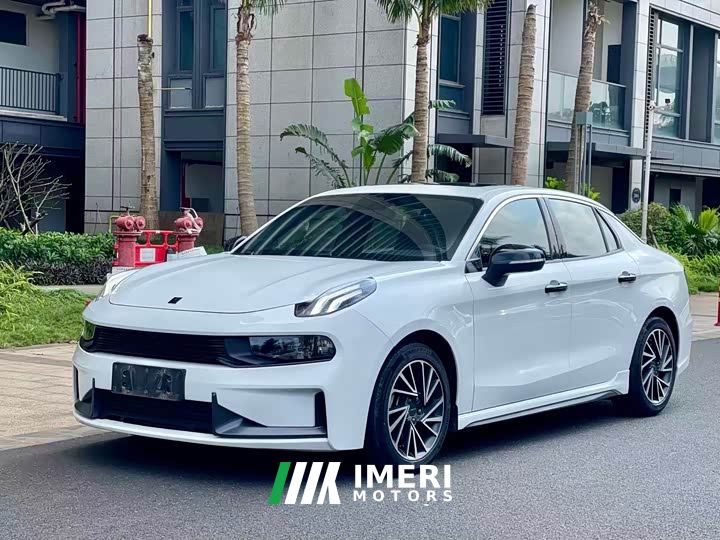 Lynk & Co 03 1.5T DCT Dynamic Plus