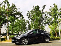 Tesla Model Y 2022 Facelift Rear-Wheel Drive - ფოტო 1