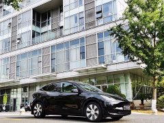 Tesla Model Y 2022 Facelift Rear-Wheel Drive - ფოტო 3