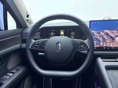 AITO M5 Extended Range AWD Performance - ფოტო 10