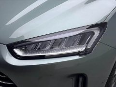 AITO M5 Extended Range AWD Performance - ფოტო 13
