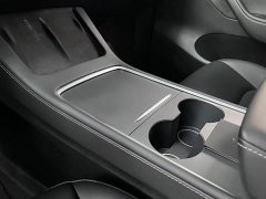 Tesla Model Y Rear-Wheel Drive - ფოტო 9