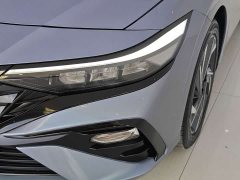 Hyundai Elantra 2023 1.5L CVT GLX Elite - ფოტო 12