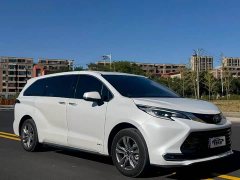 Toyota Sienna 2024 2.5L Hybrid AWD Luxury - ფოტო 3