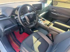 Toyota Sienna 2024 2.5L Hybrid AWD Luxury - ფოტო 4
