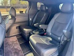 Toyota Sienna 2024 2.5L Hybrid AWD Luxury - ფოტო 6