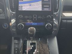 Toyota Vellfire 2021 Crown Hybrid 2.5L HV Premium Edition - ფოტო 7
