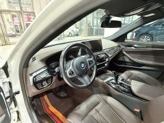 BMW 5 Series Facelift 525Li M Sport Package - ფოტო 6