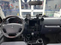 Toyota Land Cruiser (Imported) LC76 4.0L Manual - ფოტო 3