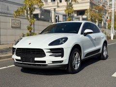 Porsche 2021 Macan 2.0T - ფოტო 1