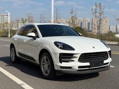Porsche 2021 Macan 2.0T - ფოტო 3