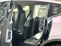 Tesla Model Y Rear-Wheel Drive - ფოტო 10