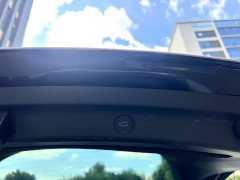 Tesla Model Y Rear-Wheel Drive - ფოტო 16
