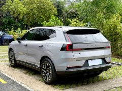 Volvo XC70 Plug-in Hybrid 2026 AWD Extended Range Plus - ფოტო 17