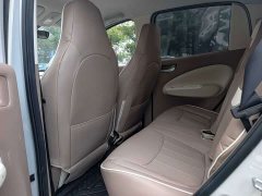 Wuling Hongguang MINIEV Fourth Generation Four-Door Advanced Edition - ფოტო 9
