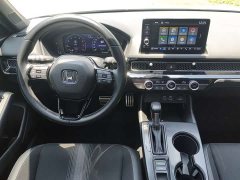 Honda Civic 2023 Hatchback 240 Turbo CVT Sharp Edition - ფოტო 16