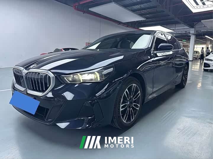 BMW 5 Series 530Li Premier M Sport Package - ავტომობილი ჩინეთიდან