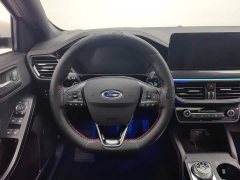 Ford Focus Sedan EcoBoost 180 Automatic ST Line - ფოტო 11