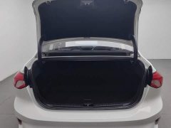 Ford Focus Sedan EcoBoost 180 Automatic ST Line - ფოტო 16
