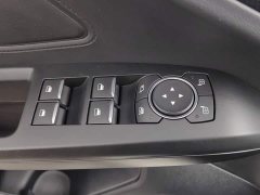 Ford Focus Sedan EcoBoost 180 Automatic ST Line - ფოტო 9