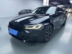 BMW 5 Series 530Li Luxury M Sport Package - ფოტო 1