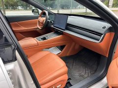 Dongfeng eπ007 Pure Electric 565 AWD Max Pilot Edition - ფოტო 7