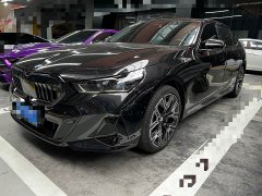 BMW 5 Series 530Li Luxury M Sport Package - ფოტო 1