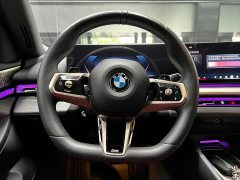BMW 5 Series 530Li Luxury M Sport Package - ფოტო 8