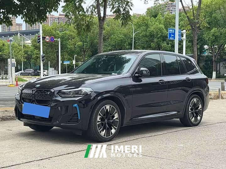 BMW iX3 Leadership Edition - ავტომობილი ჩინეთიდან