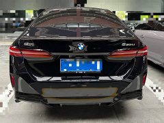 BMW 5 Series 530Li Luxury M Sport Package - ფოტო 19