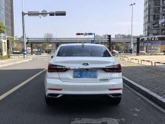 Ford Fiesta 1.5L Automatic Platinum Edition - ფოტო 5