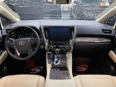 Toyota Alphard 2020 Hybrid 2.5L Golden Special Edition - ფოტო 7