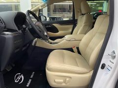 Toyota Alphard 2020 Hybrid 2.5L Golden Special Edition - ფოტო 8