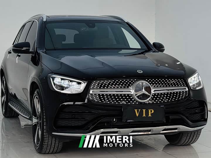 Mercedes-Benz GLC 300 L 4MATIC Dynamic 5-Seater