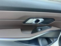 BMW 3 Series 325Li M Sport Package - ფოტო 11