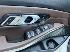 BMW 3 Series 325Li M Sport Package - ფოტო 12