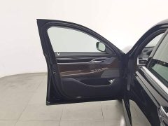 BMW 7 Series 2019 Facelift 740Li Premier M Sport Package - ფოტო 8