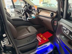 Mercedes-Benz V-Class 2022 V 260 L Long Wheelbase Luxury Edition - ფოტო 11
