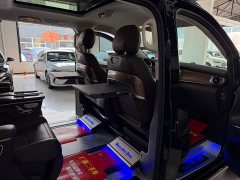 Mercedes-Benz V-Class 2022 V 260 L Long Wheelbase Luxury Edition - ფოტო 17
