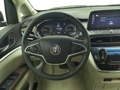 Buick GL8 Land Business Class Smart Edition - ფოტო 11