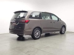 Buick GL8 Land Business Class Smart Edition - ფოტო 2