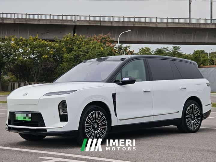 NIO ES8 Six-Seat Executive Luxury Edition