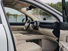 NIO ES8 2026 Six-Seat Executive Luxury Edition - ფოტო 18