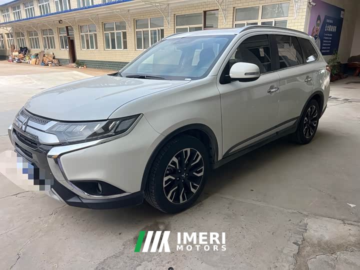 Mitsubishi Outlander 2.4L AWD Enjoy Edition 5-Seater - ავტომობილი ჩინეთიდან