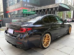 BMW 5 Series (Imported) Facelift 540i Elegance M Sport Package - ფოტო 9