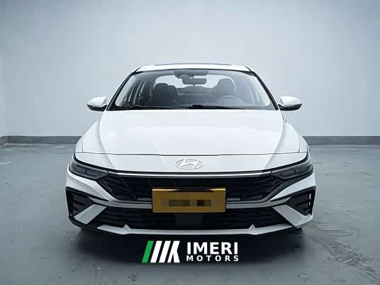Hyundai Elantra 1.5L CVT Luxury